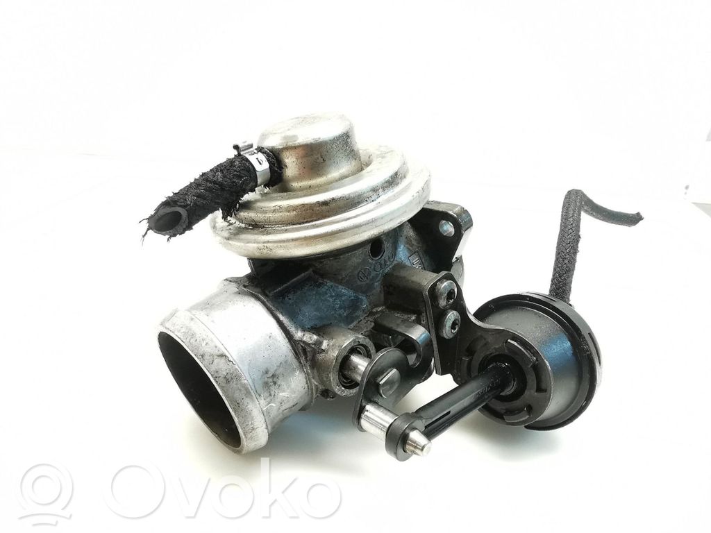 Válvula EGR   038131501G