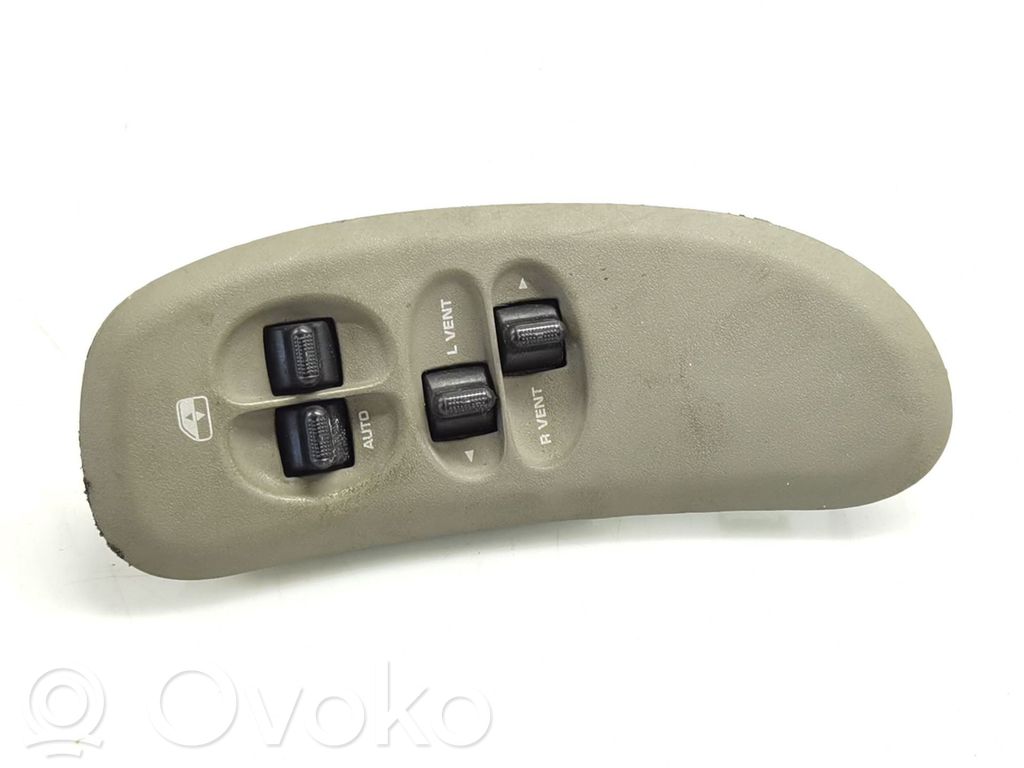 Electric window control switch   746754641,04685732AB