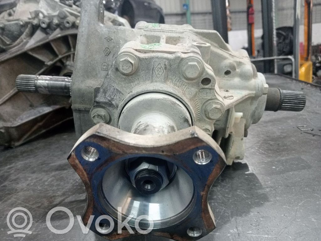Front differential   MR1200K4M606