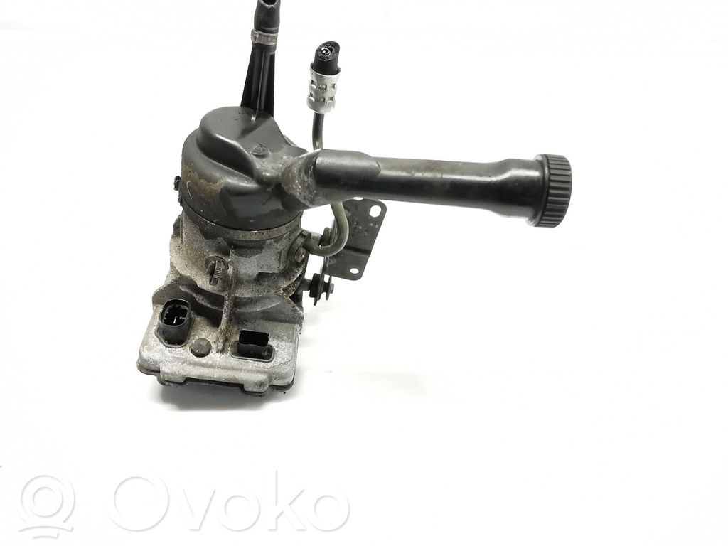 Ohjaustehostimen pumppu   9685418780