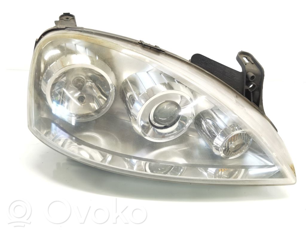 Opel Corsa D Priekinis žibintas 