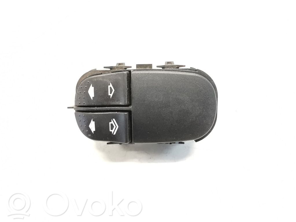 Ford Focus Electric window control switch 