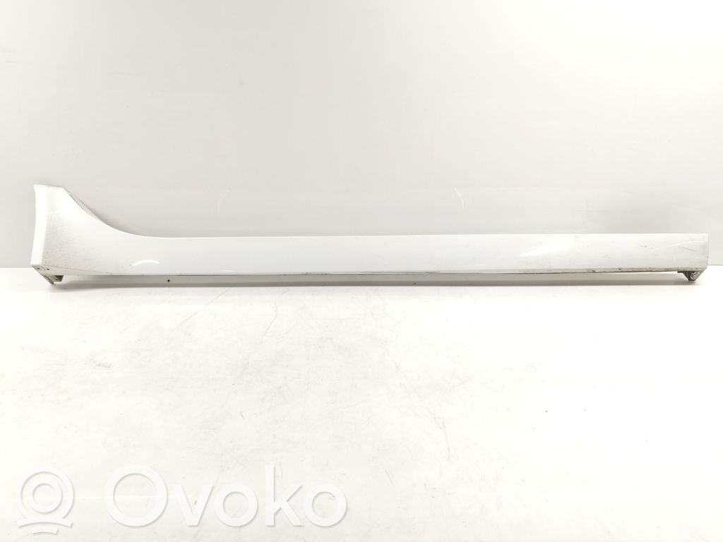Jaguar XE Listón 
