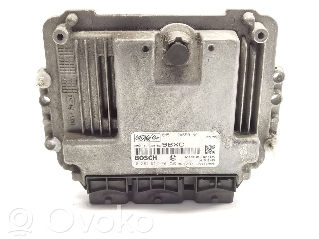 Unidad de control/módulo del motor   6M5112A650NC,0281011701