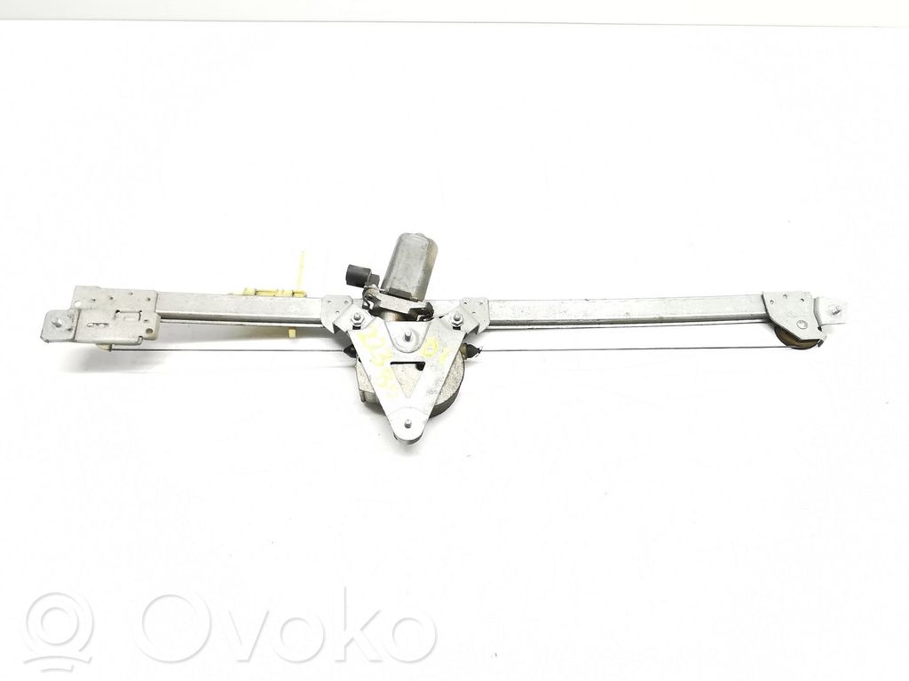 Nissan Primastar Manualny podnośnik szyby drzwi przednich 