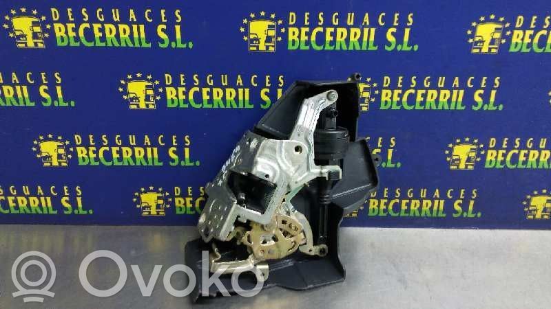 Mercedes-Benz C W202 Serratura portiera posteriore