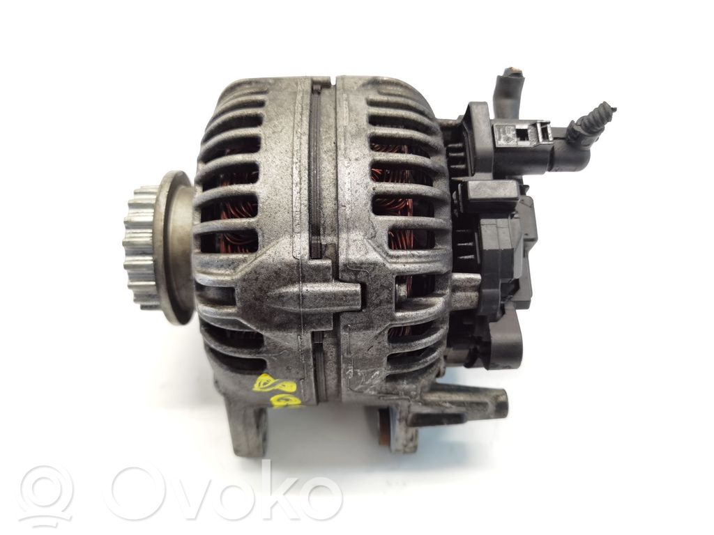 Volkswagen Touareg I Alternador 