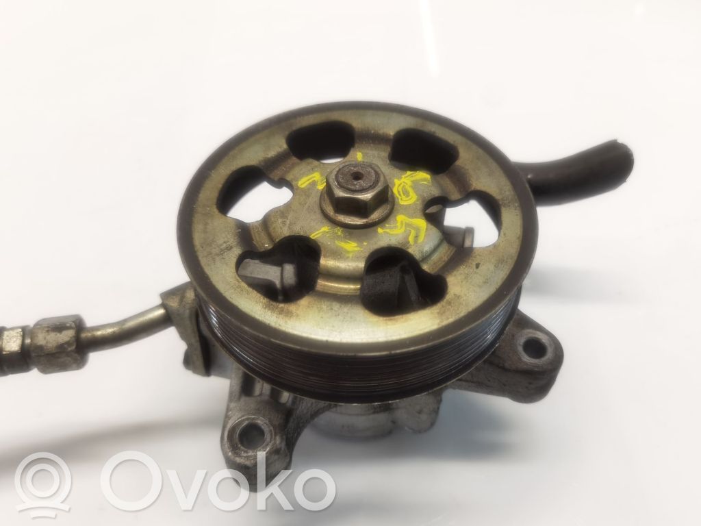 Honda Accord Ohjaustehostimen pumppu 
