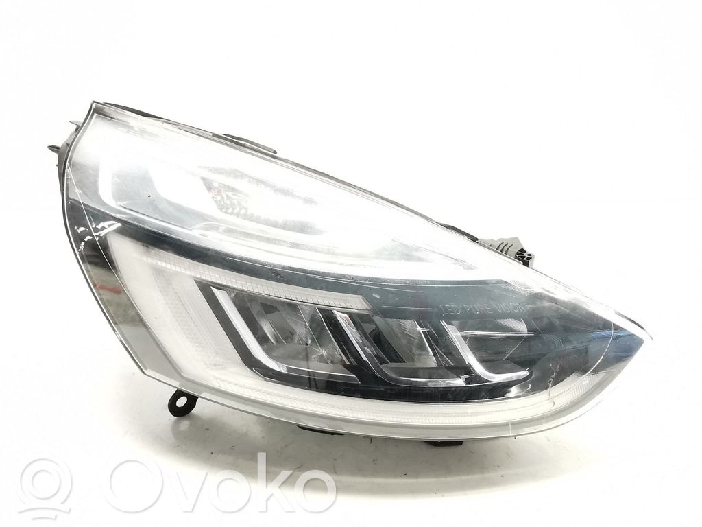 Renault Clio IV Lampa przednia 