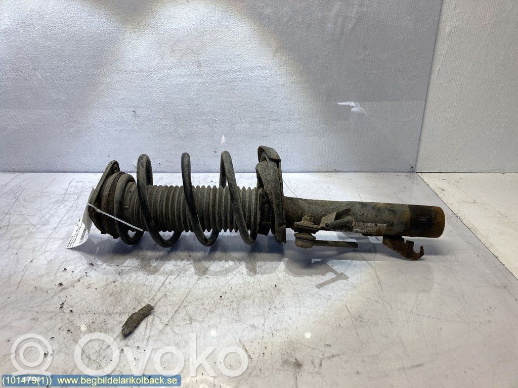 Volvo V50 Ansamblu amortizor cu arc față 