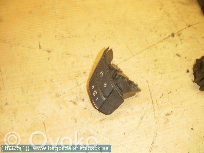 Brake pedal sensor switch   8622524