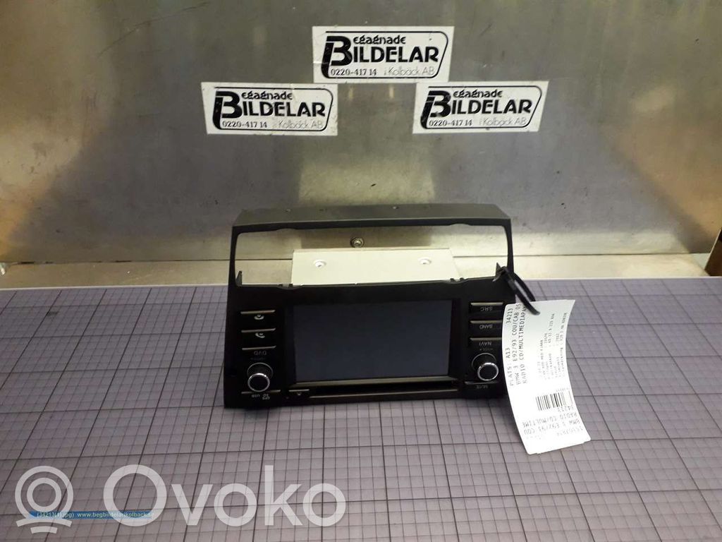Radio / CD-Player / DVD-Player / Navigation   65129225834