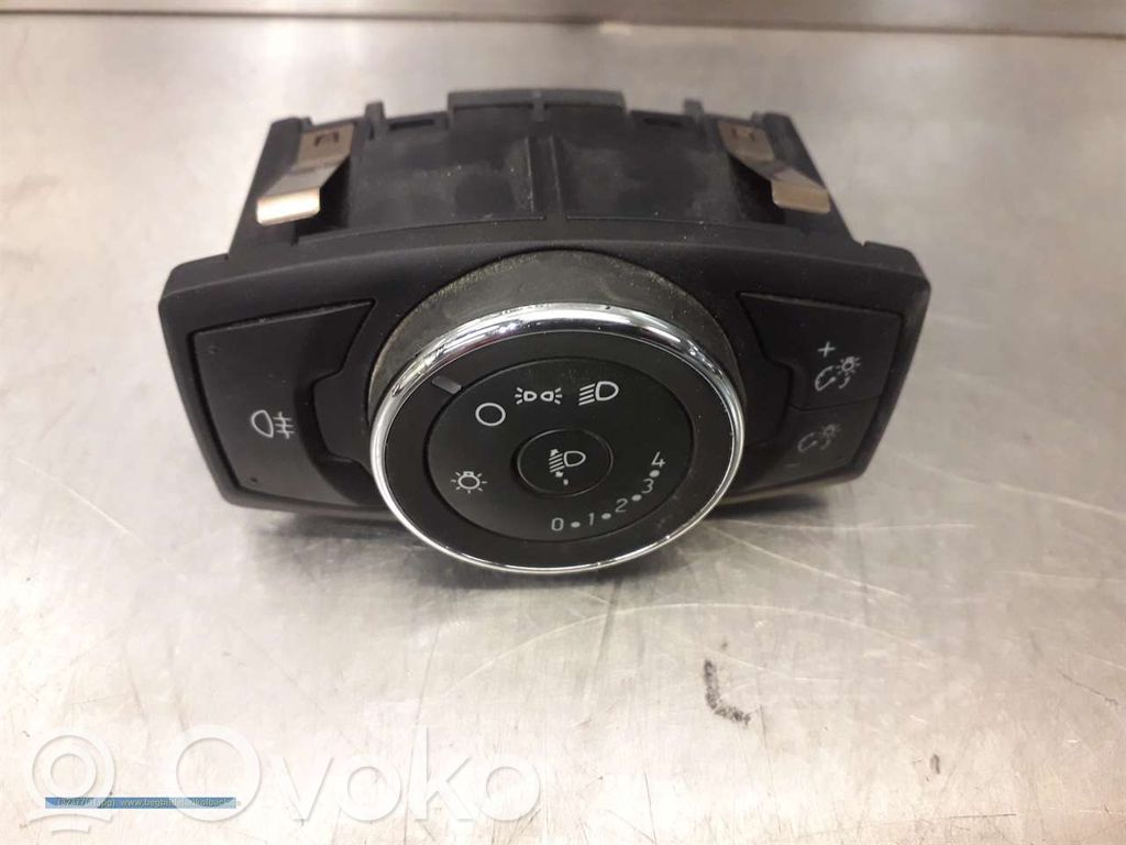 Light switch   AV1T13D061DD,2057088