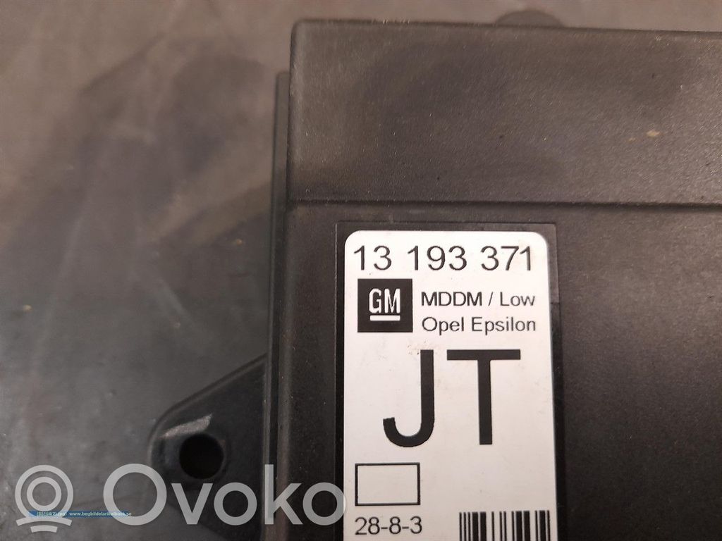 Door central lock control unit/module   13193371,13193371