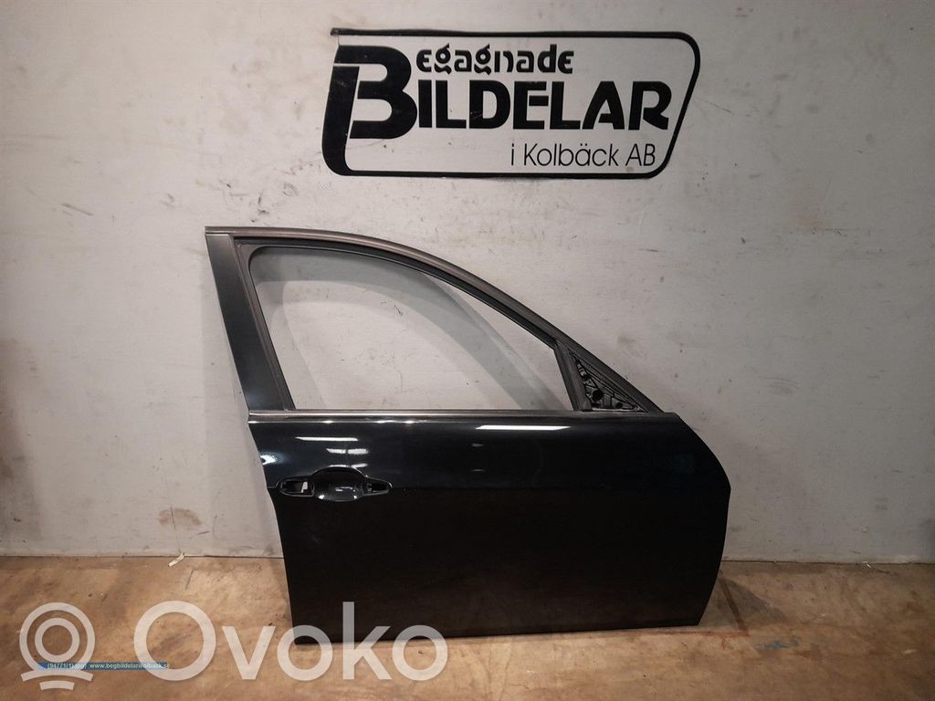 Durvis   41515A2A386