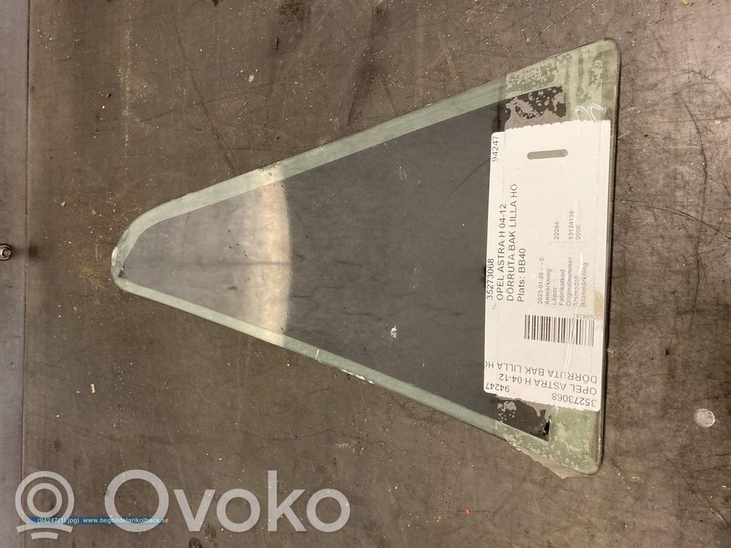 Opel Astra H Ventanilla de ventilación de la puerta trasera 