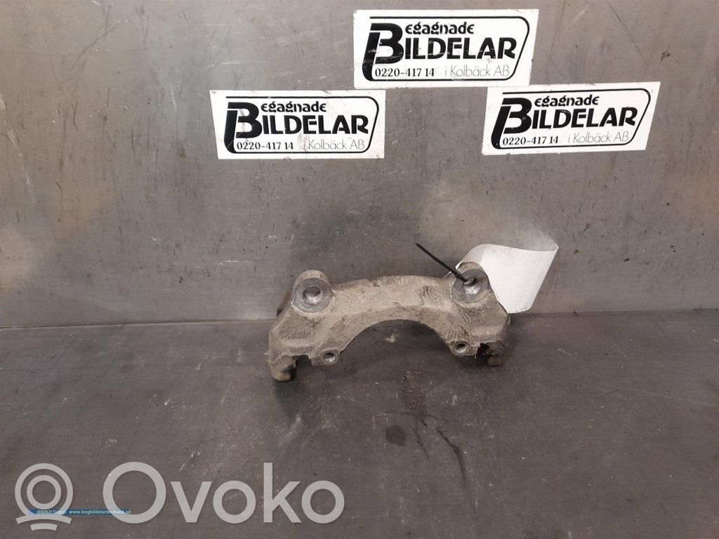Opel Vectra C Etujarrun jarrusatulan kannatin 