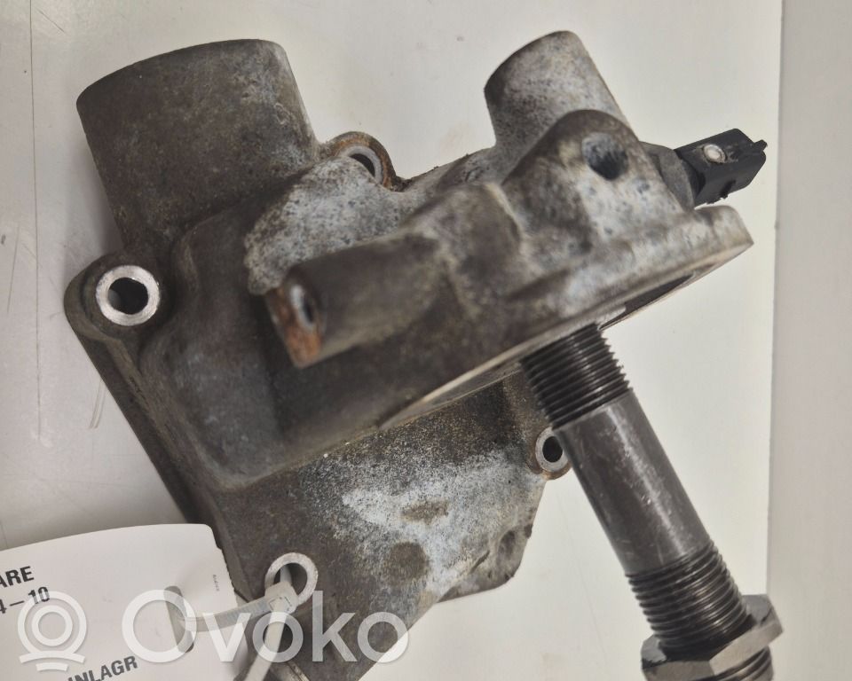 Volkswagen Caddy Mocowanie / uchwyt filtra oleju 