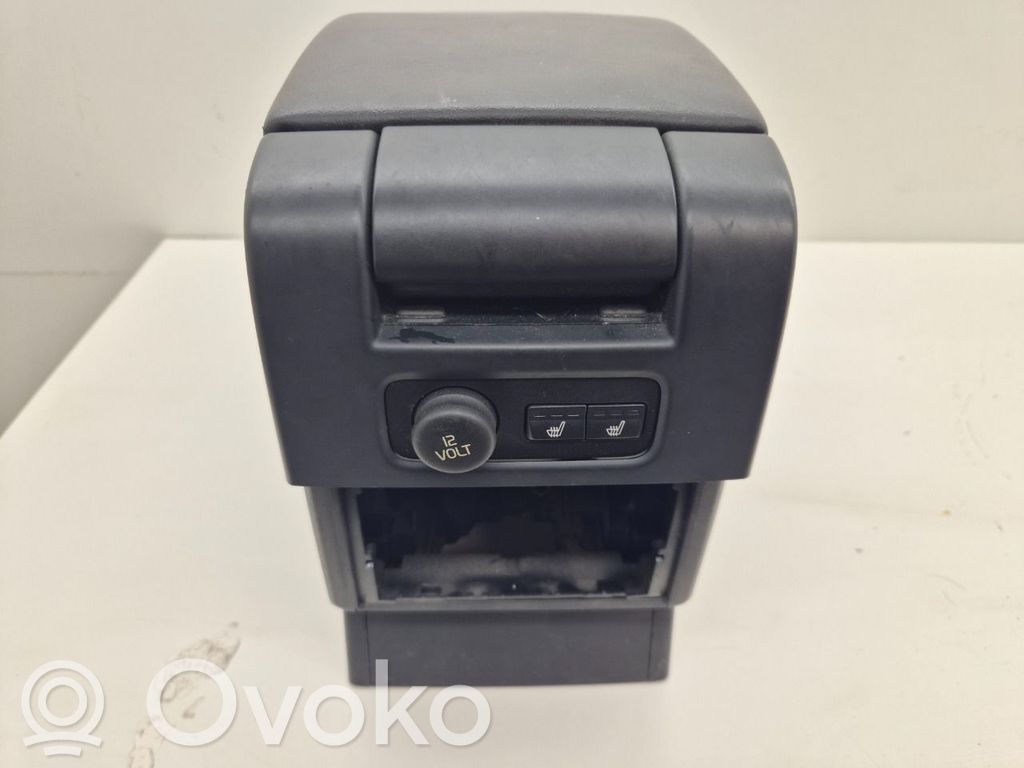 Volvo V70 Center console 