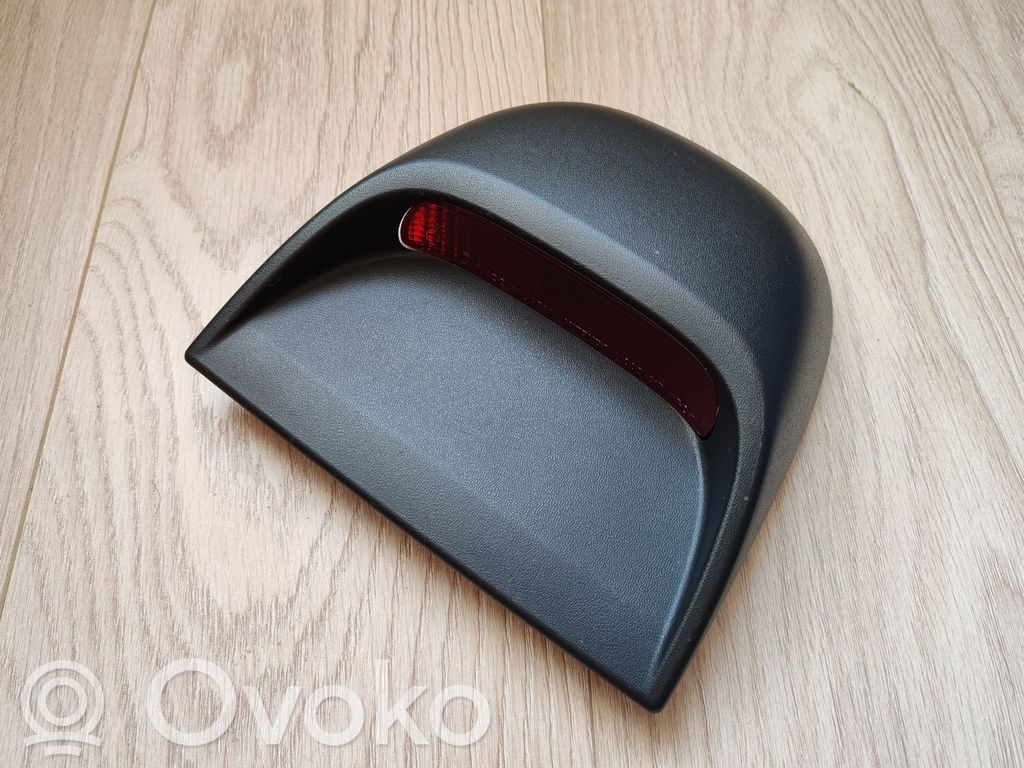Subaru Legacy Third/center stoplight 
