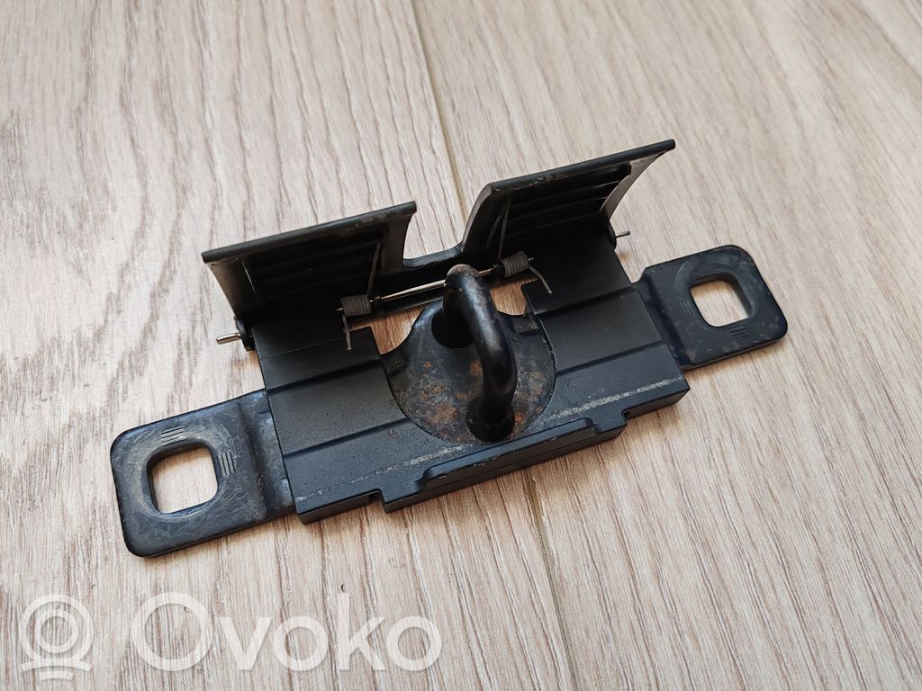 Audi A2 Slēdzenes bagāžnieki cilpa 
