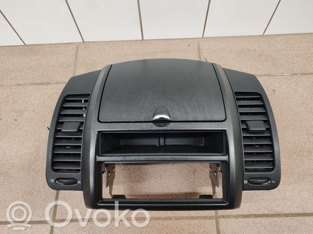 Nissan Note (E11) Centrinės oro grotelės 
