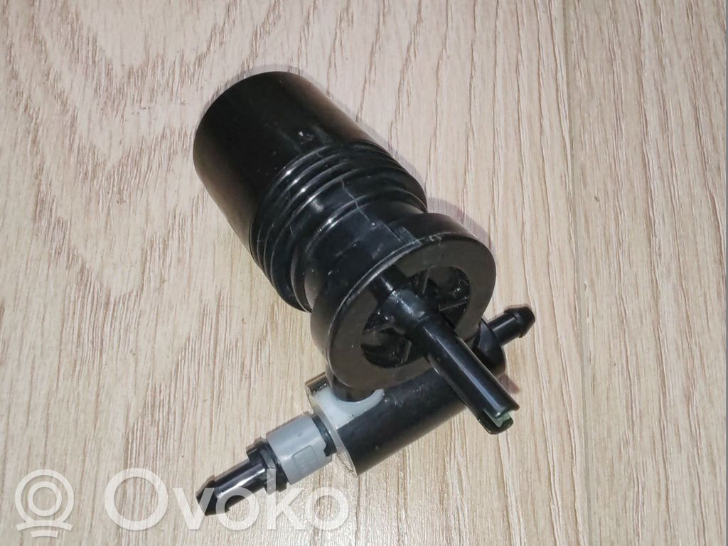Nissan Note (E11) Windscreen/windshield washer pump 