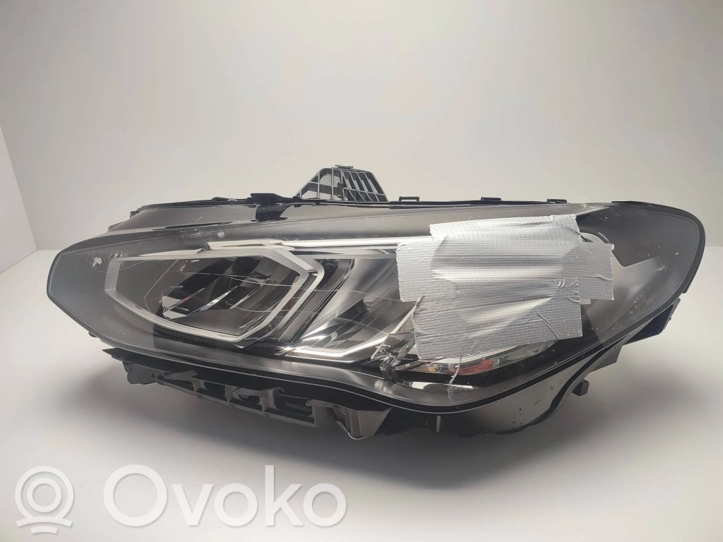 BMW 2 Active Tourer U06 Headlight/headlamp 