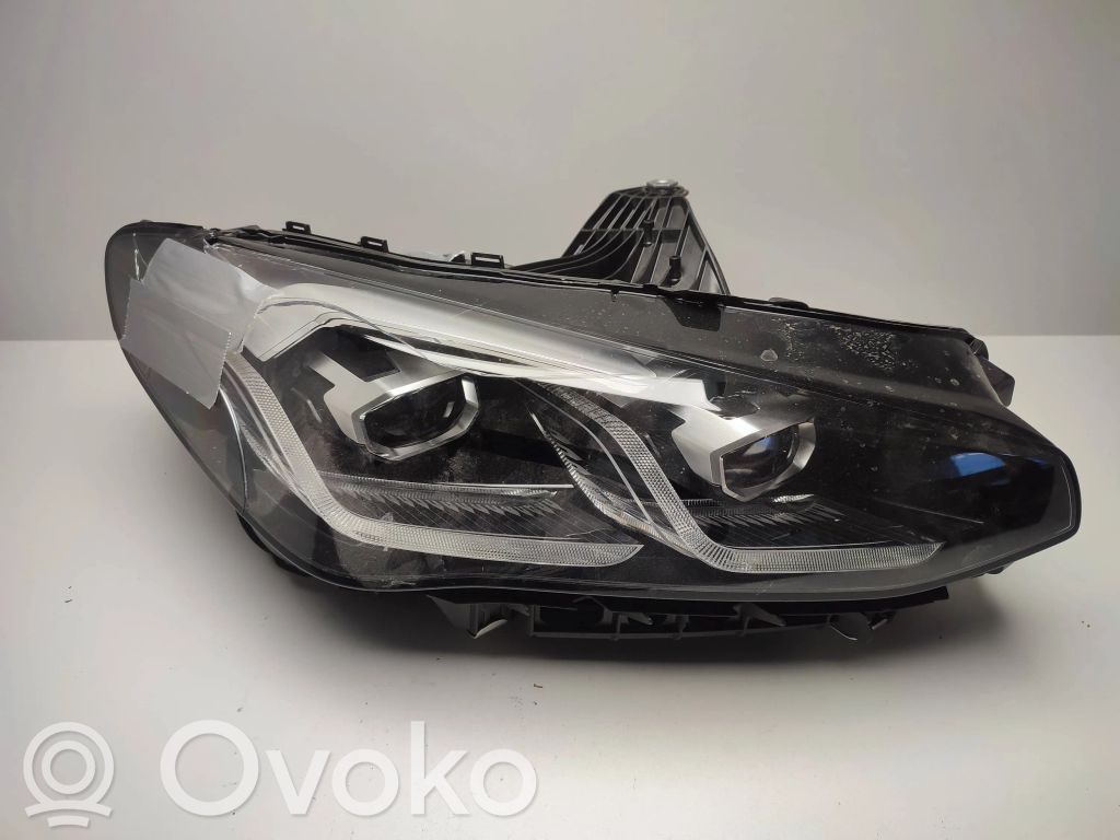 BMW 2 Active Tourer U06 Headlight/headlamp 
