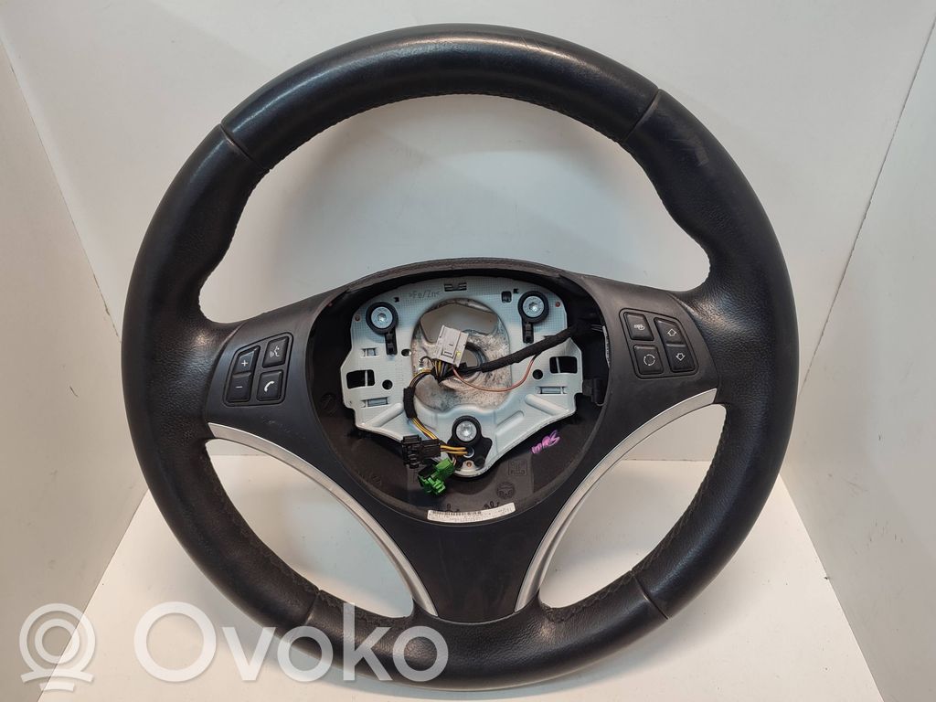 Volant   6795574,305617099E06A
