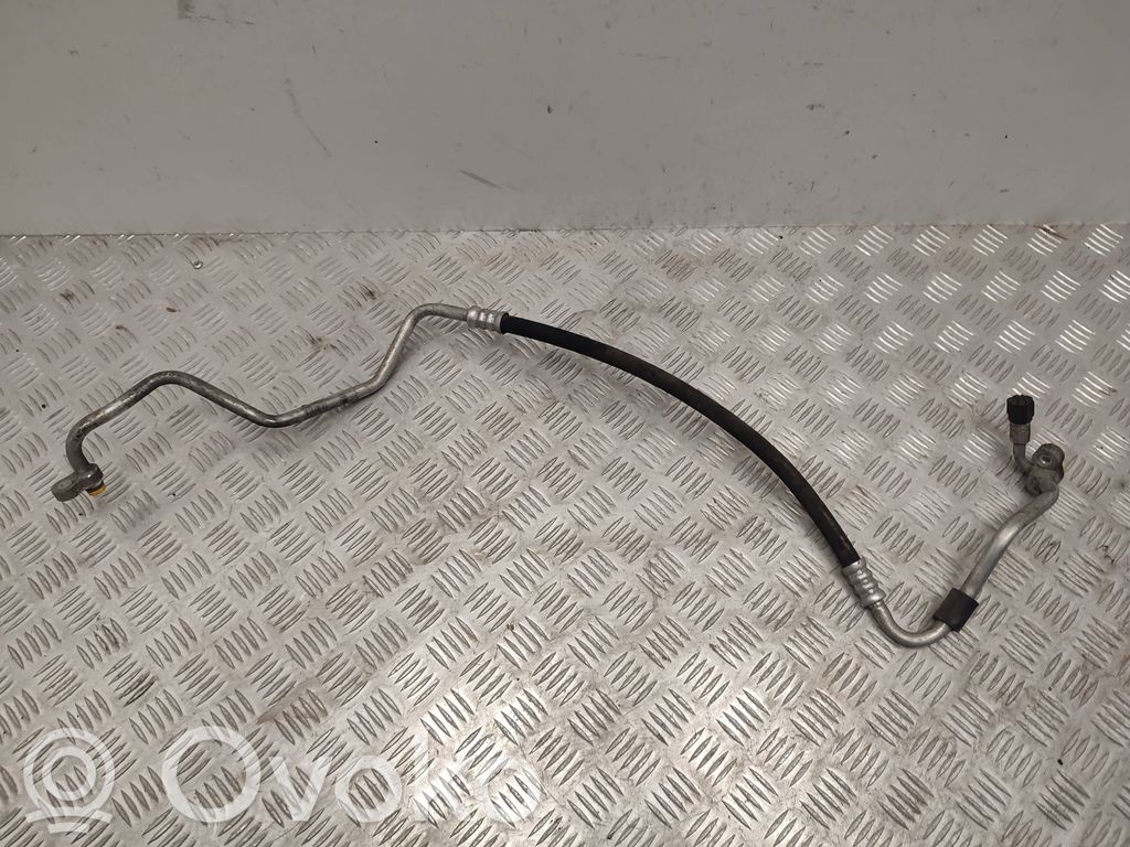BMW 5 F10 F11 Przewód powietrza kompresora zawieszenia pneumatycznego osi tylnej 