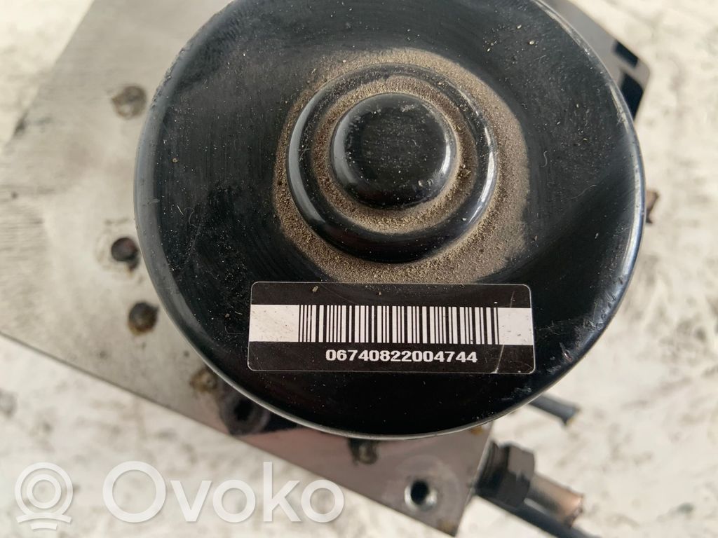 ABS-pumppu   06740822004744
