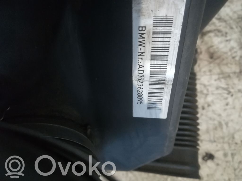 Air filter box   AD7523628095