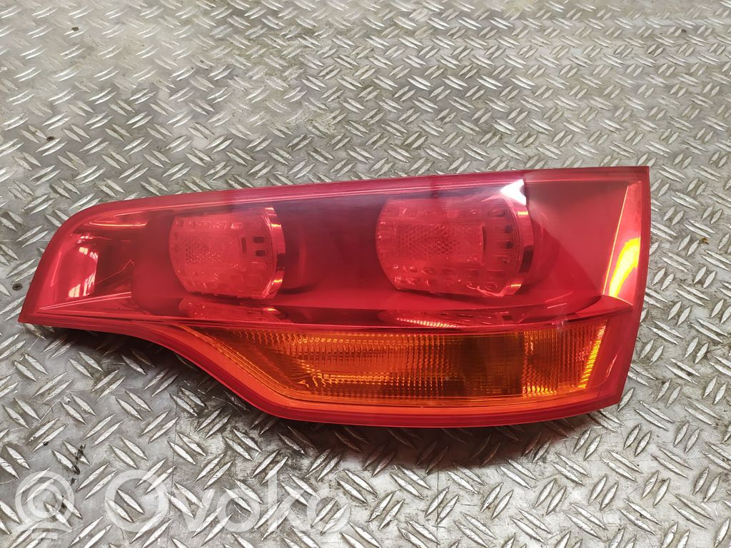 Audi Q7 4L Takaluukun takavalot 
