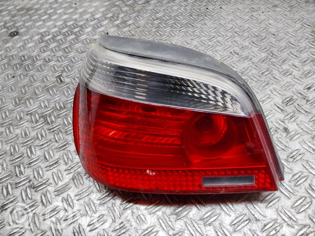 Rear/tail lights