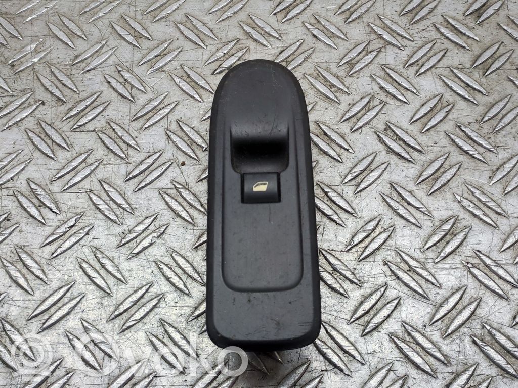 Peugeot 308 Electric window control switch 