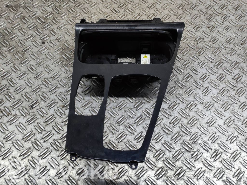 BMW 5 GT F07 Panel popielniczki deski rozdzielczej 