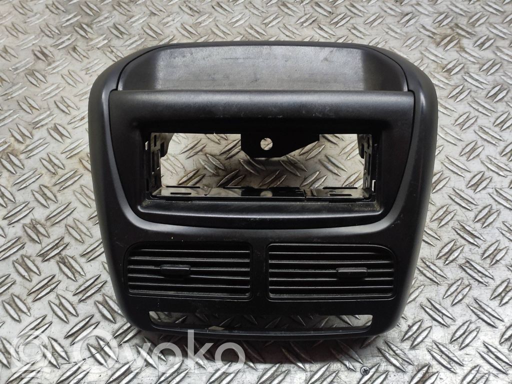 Opel Combo D Radio/GPS head unit trim 