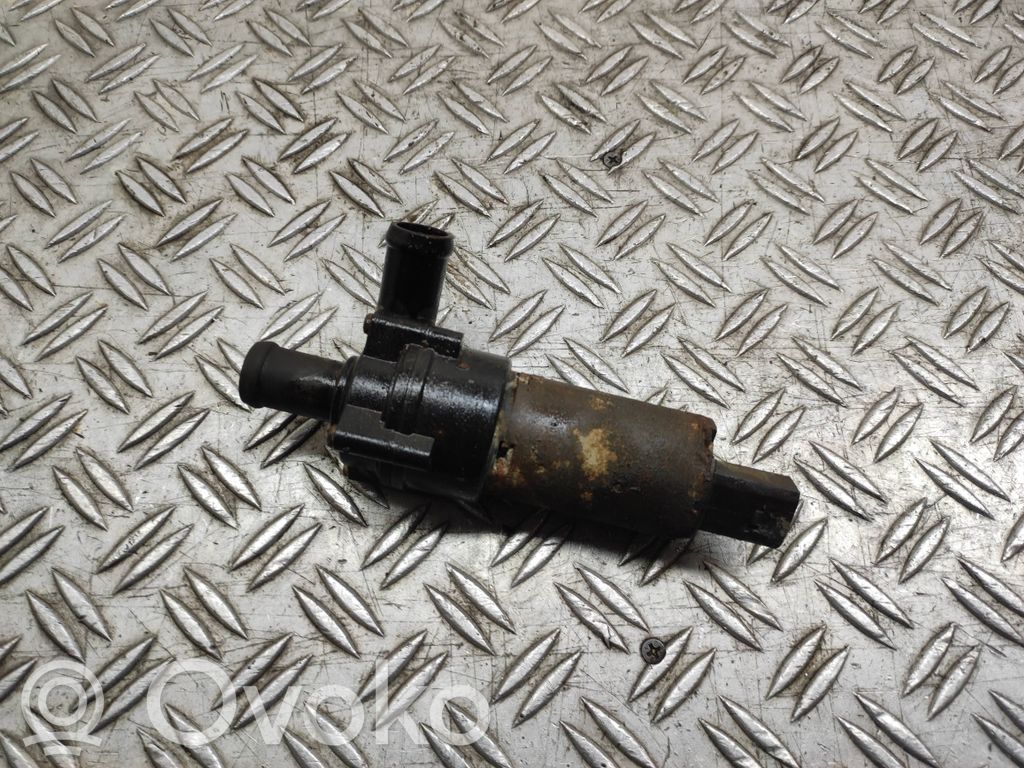 Volkswagen Phaeton Windscreen/windshield washer pump 