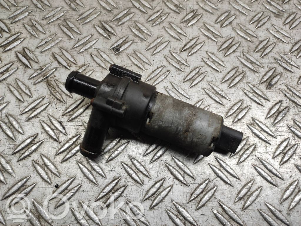 Volkswagen Phaeton Windscreen/windshield washer pump 