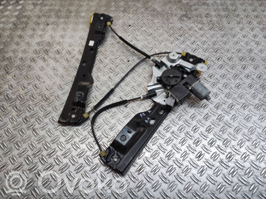 Opel Astra J Front door window regulator with motor 
