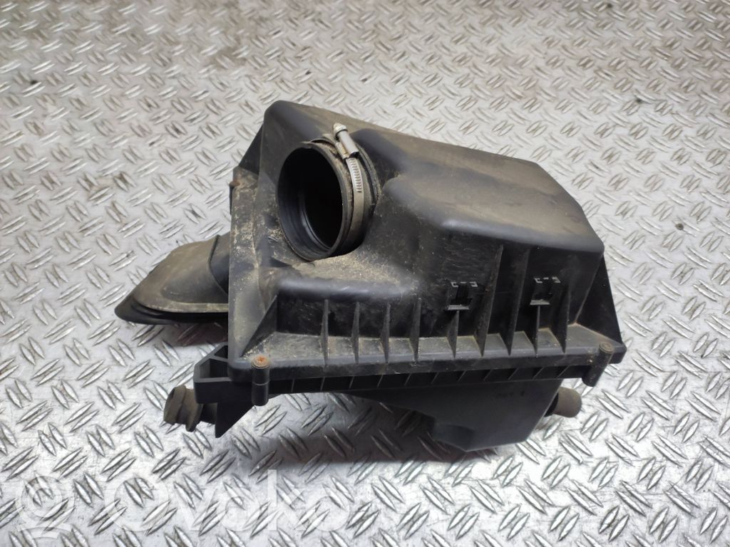 Opel Astra J Obudowa filtra powietrza 