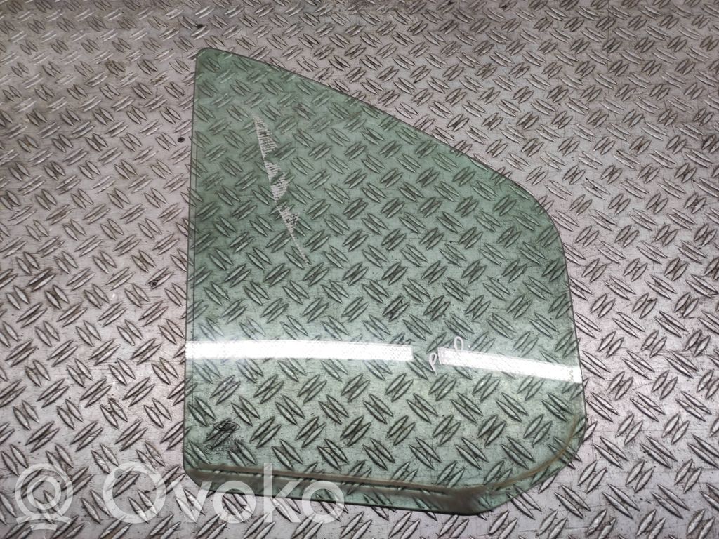 Ford Transit Custom Front door vent window glass four-door 