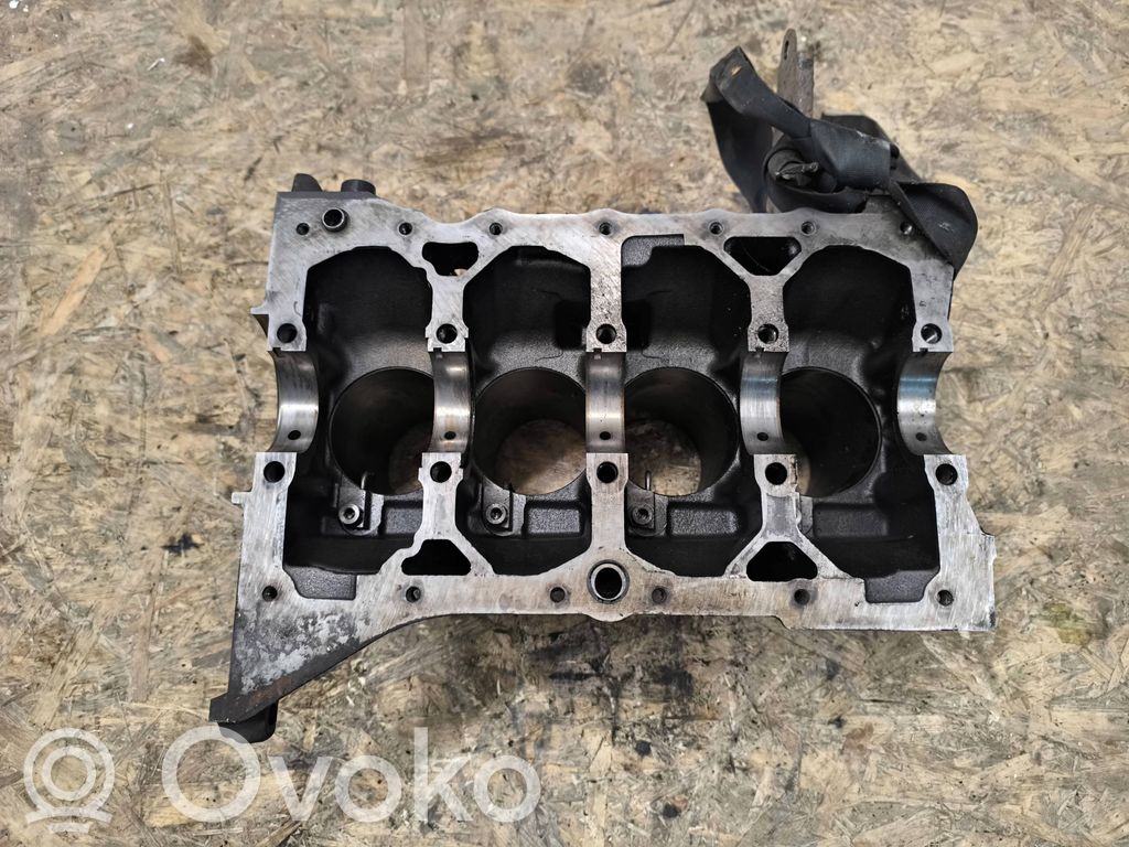 Renault Master II Engine block 