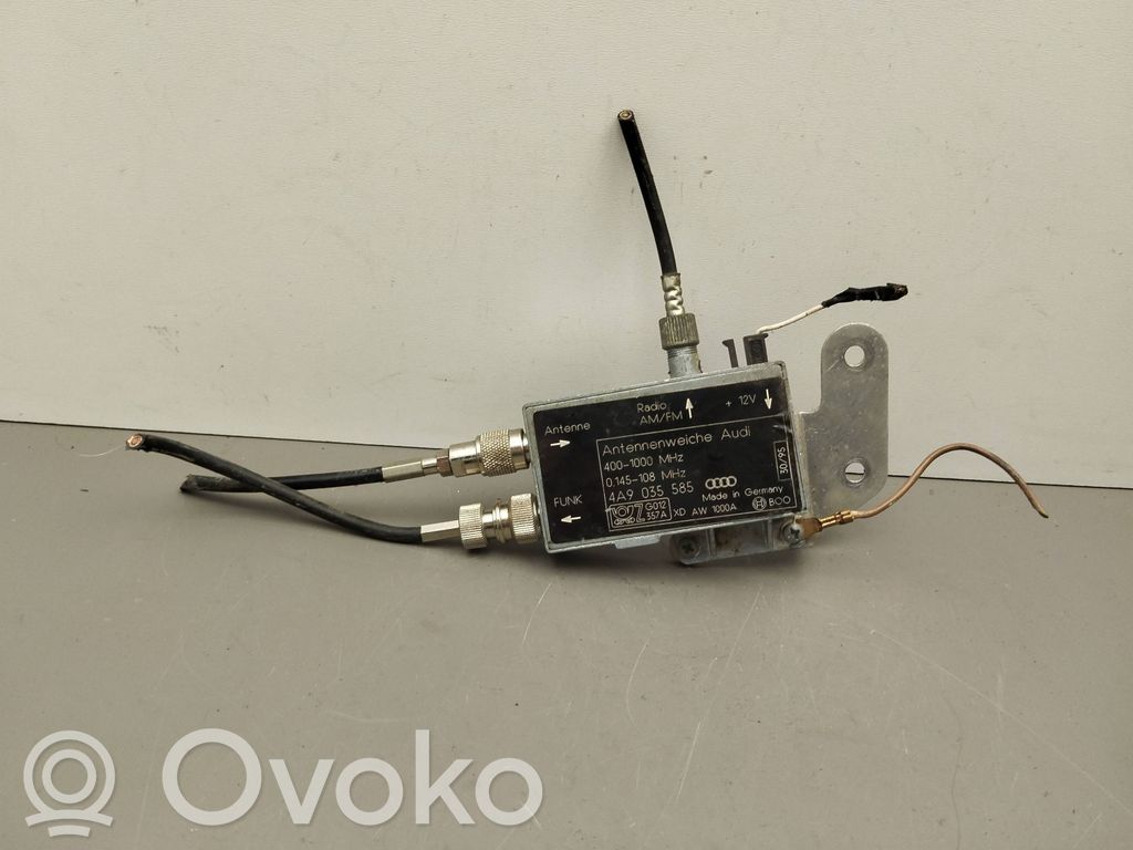 Audi A8 S8 D2 4D Antenna control unit 