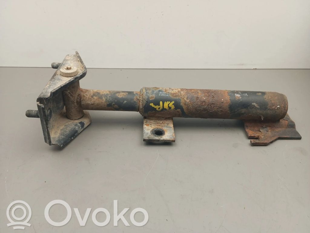 Front bumper mounting bracket   51118138529