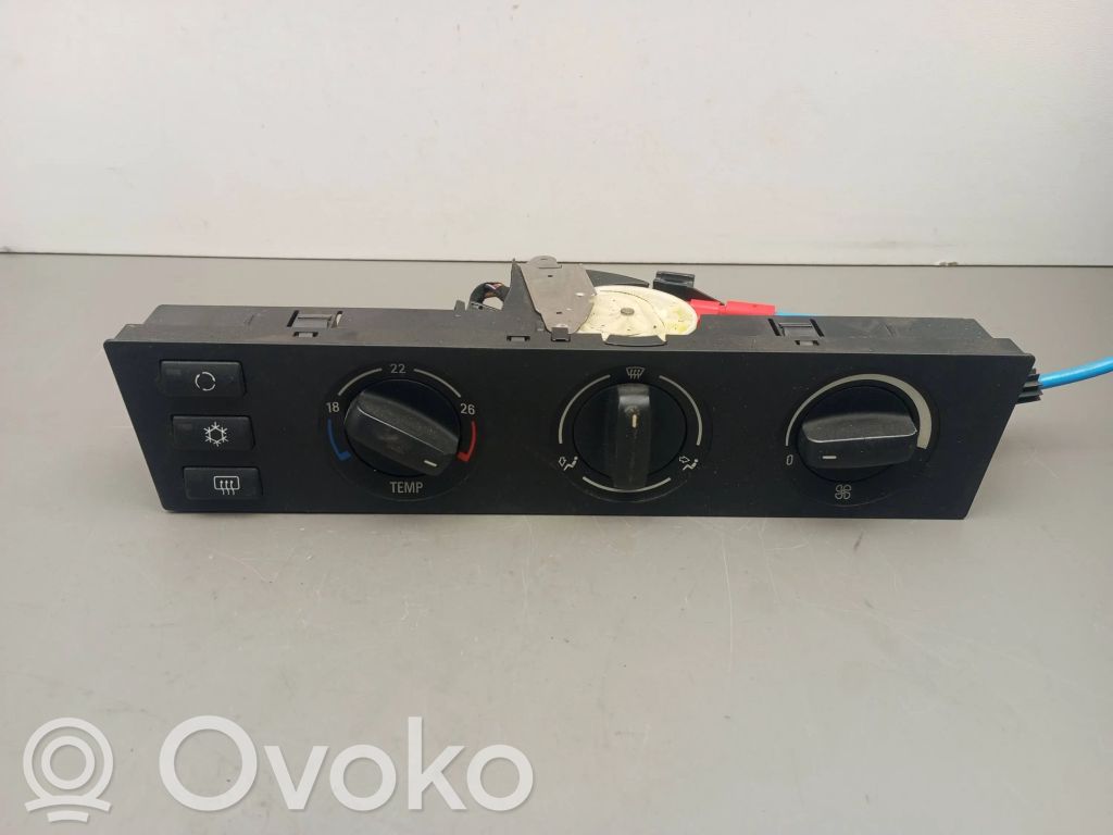 BMW 5 E39 Climate control unit 