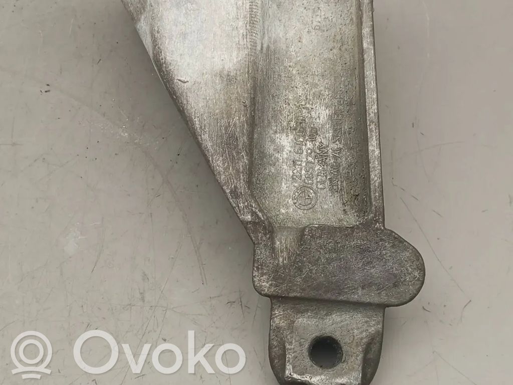 BMW 1 E81 E87 Variklio tvirtinimo kronšteinas 