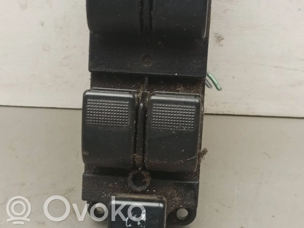 Mazda MPV II LW Electric window control switch 