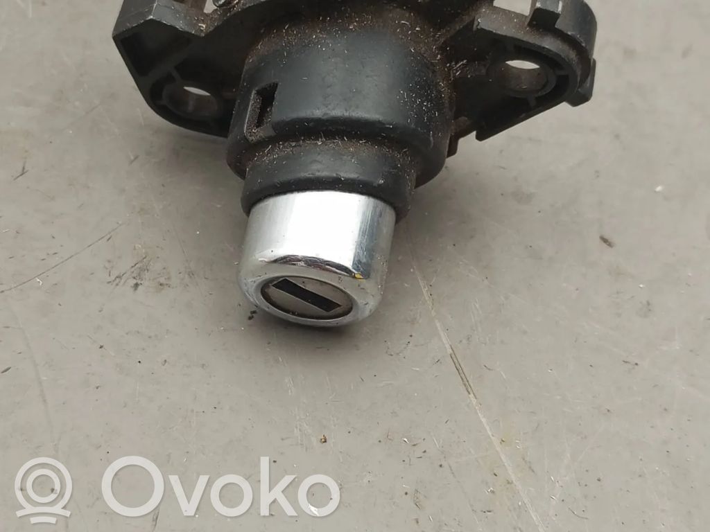 BMW 5 E34 Tailgate exterior lock 